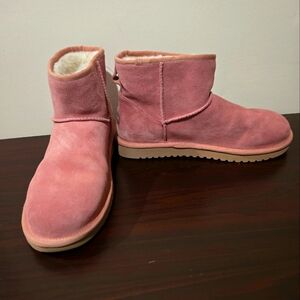 Pink Ankle koolaburra ugg boots 10 W